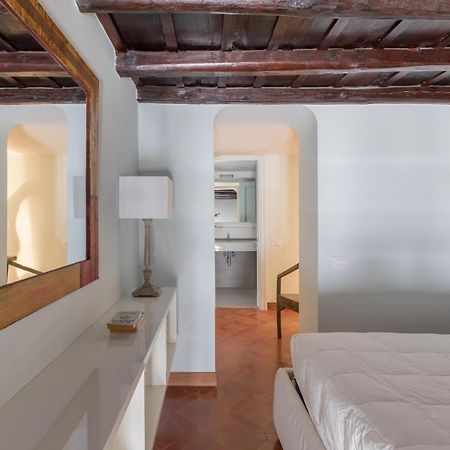 Iflat Pantheon Historic Two-Story Apartment Roma Esterno foto