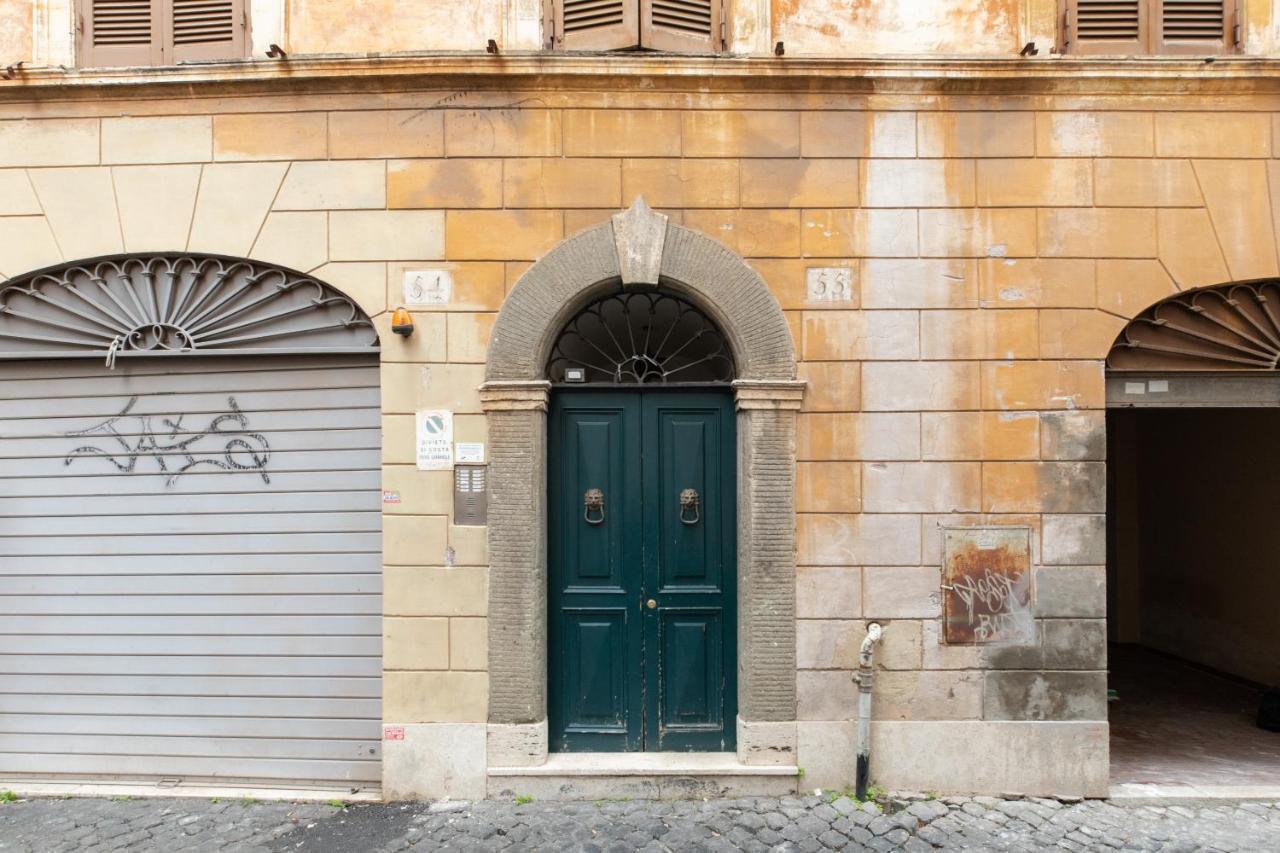 Iflat Pantheon Historic Two-Story Apartment Roma Esterno foto
