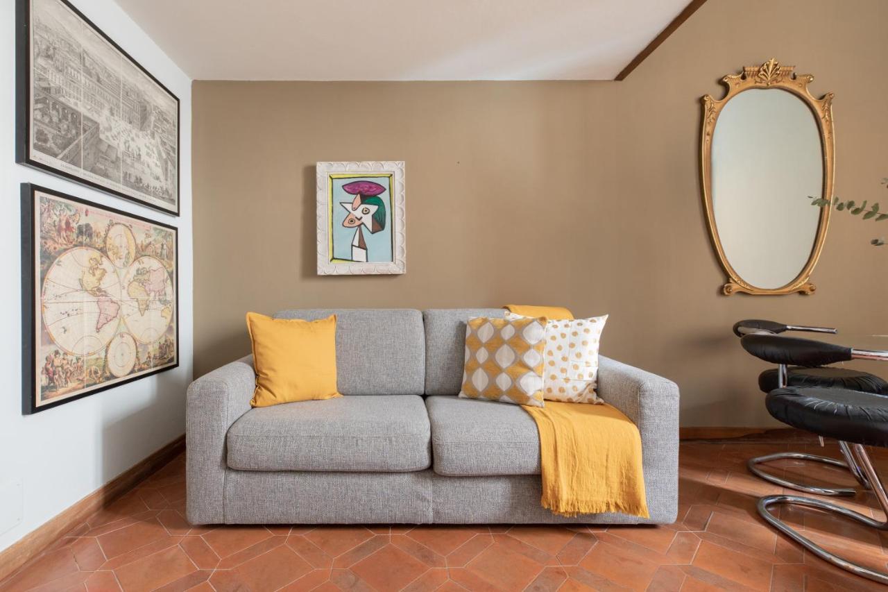 Iflat Pantheon Historic Two-Story Apartment Roma Esterno foto